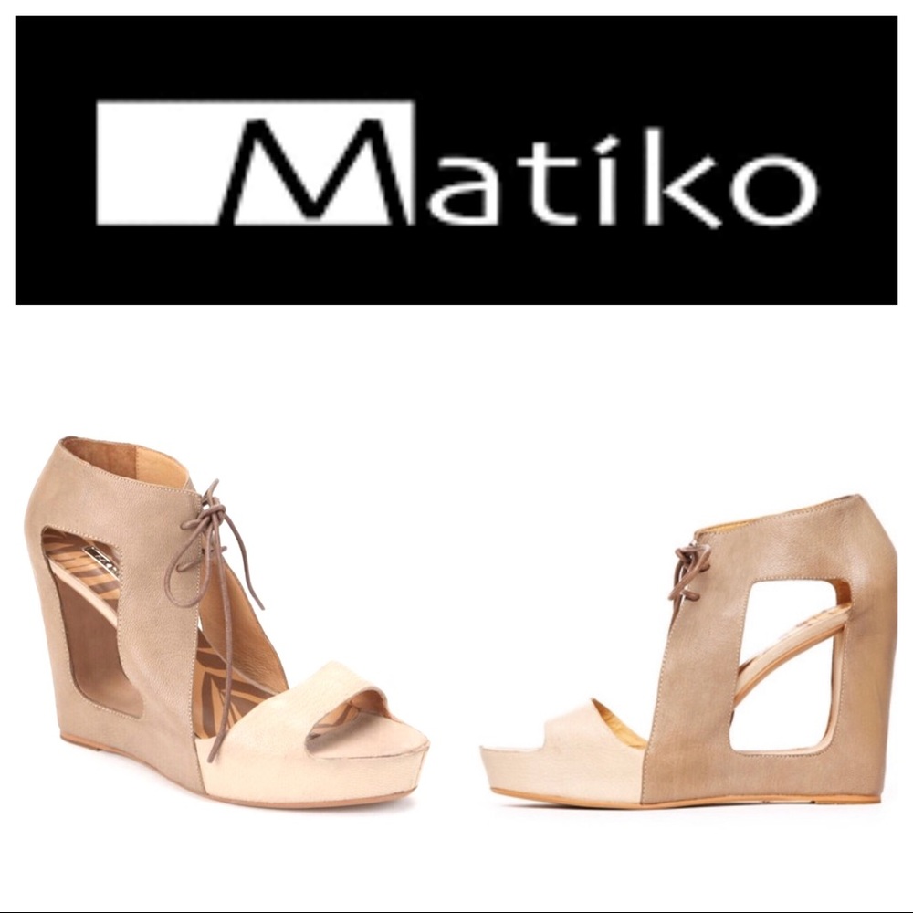 Marilou Paris lace-up cutout Wedge